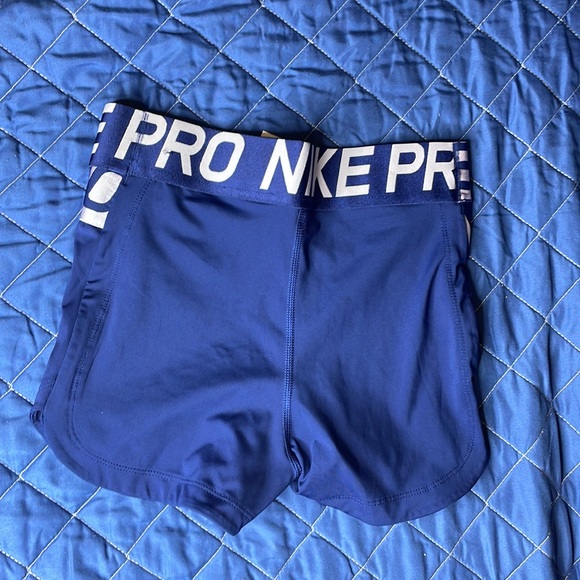 Blue shorts Xavier - Picture 2 of 3